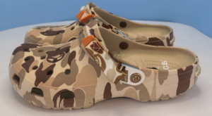 Crocs Unisex-Adult Classic Clogs|W11/M9