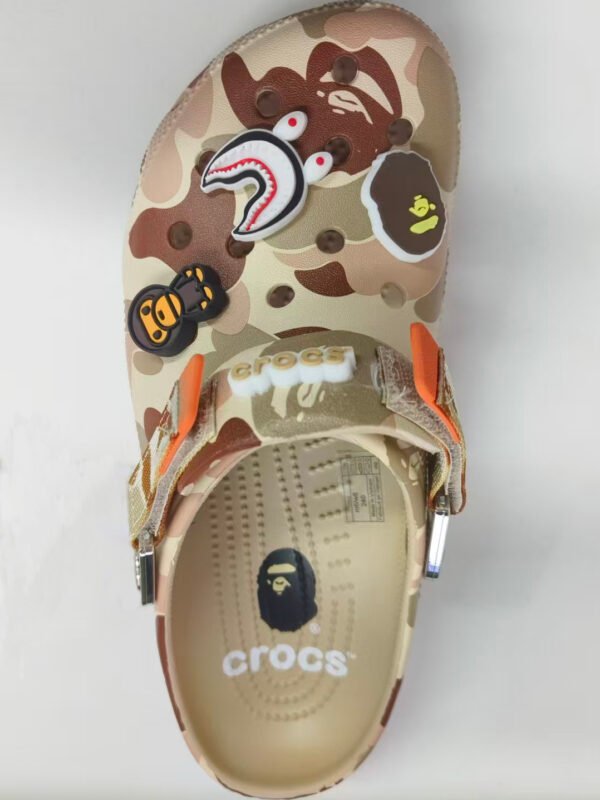 Crocs Unisex-Adult Classic Clogs|W12/M10